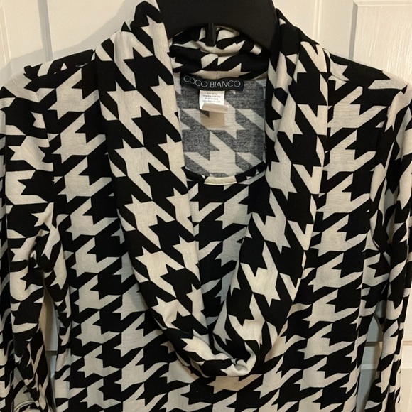 Medium Coco Branco black and white top - Picture 3 of 4